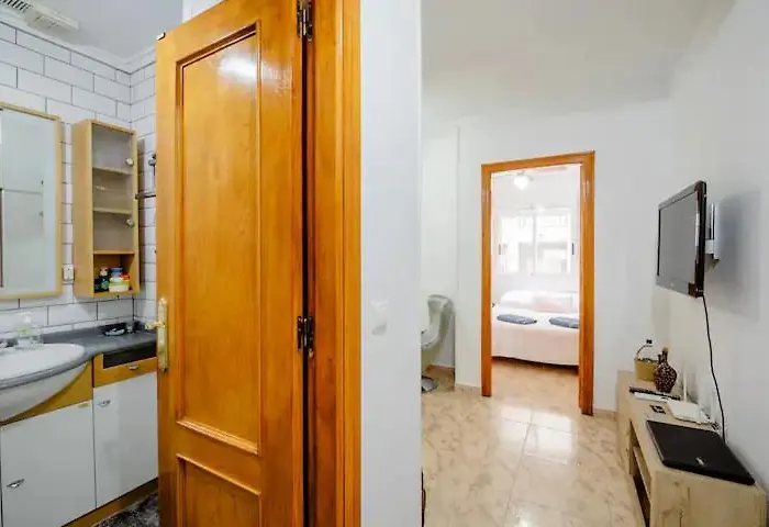 Inteiro Acolhedor Perto Da Apartamento *