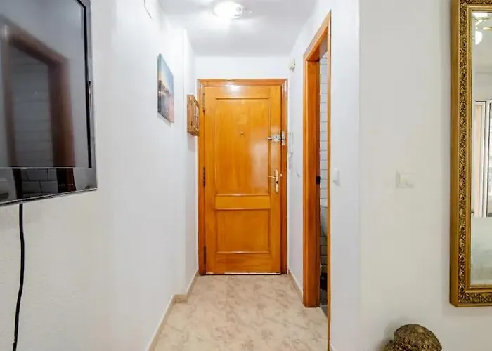 Inteiro Acolhedor Perto Da * تورّيفيِخا